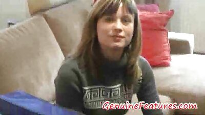 لطيف يعطي موقع افلام سكس مترجم عربي اللسان ويحصل على الديك الأسود