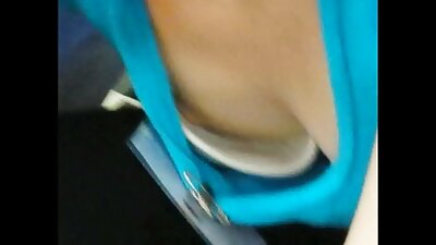لطيف امرأة سمراء يطرح نائب الرئيس على موقع افلام سكس مترجم عربي وجهها